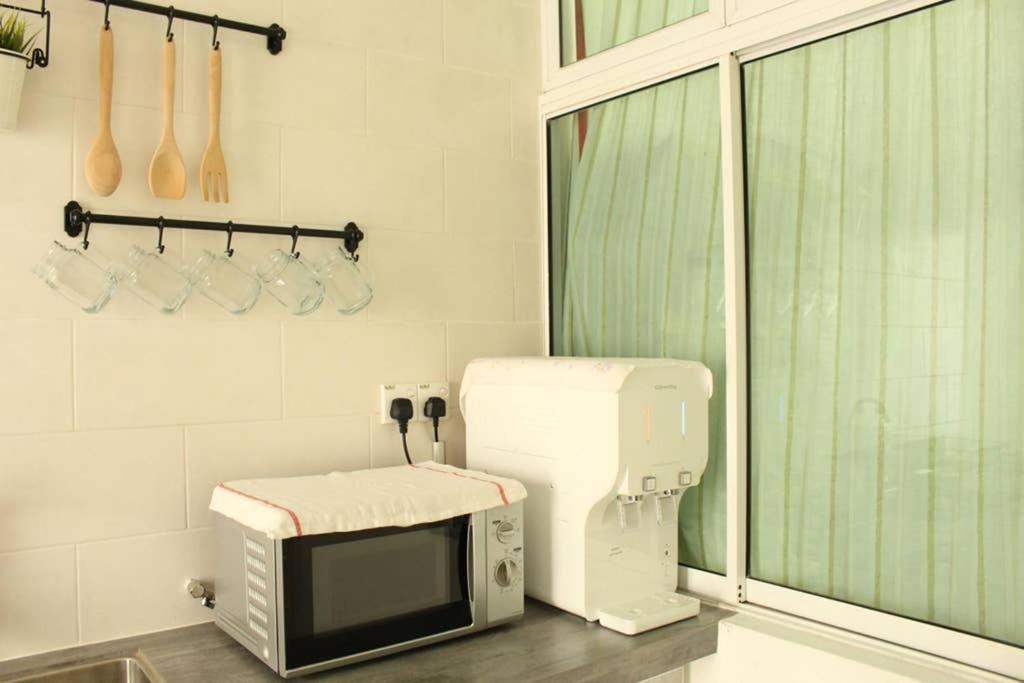 New Seaview Cozy Modern Beach House 탄중붕가 외부 사진